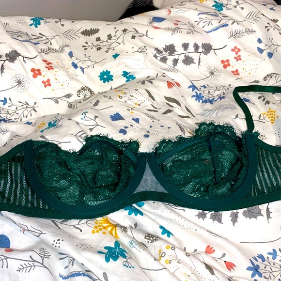 Green bralette - Picture 3 of 3